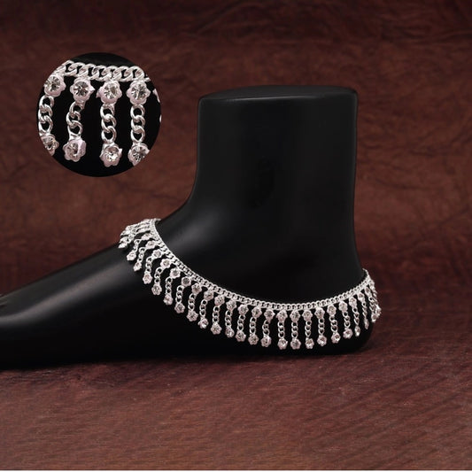 indoraa Women's Silver Color Anklets (Free Size: Upto 10&quot;)