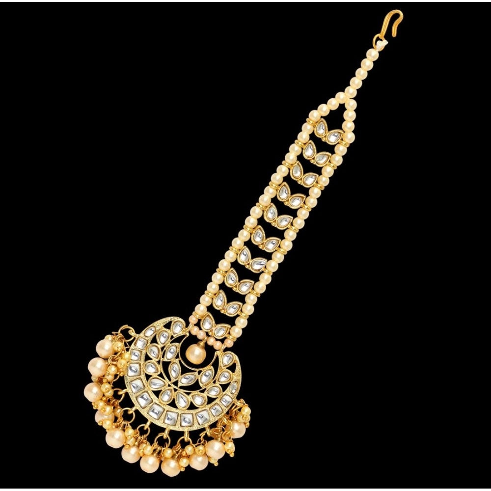 indoraa Women's Gold Color Imitation Pearl &amp; Kundan Maang Tikka