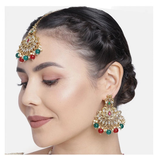indoraa Women's Rose Gold Plated Alloy Kundan Earrings &amp; Mangtikka (Red &amp; Green)